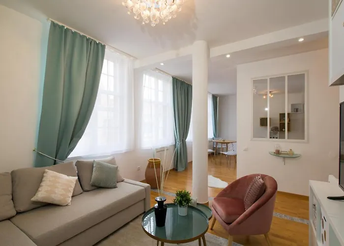 Le Griffon Apartment Colmar